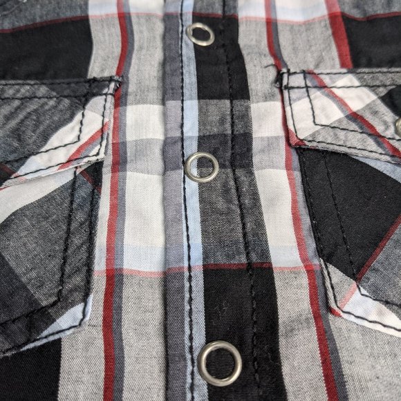 2/$20 URBAN VINTAGE Plaid Shirt EUC - Picture 4 of 6